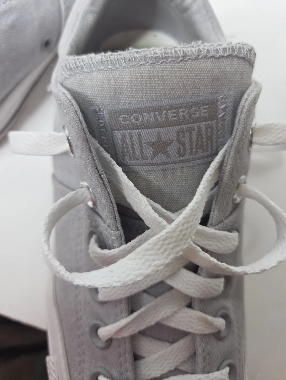 Converse All Star Light Gray Women's Low Top Sneaker Size 8